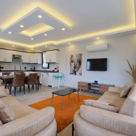 Eisa / Yaniklar Hotell
